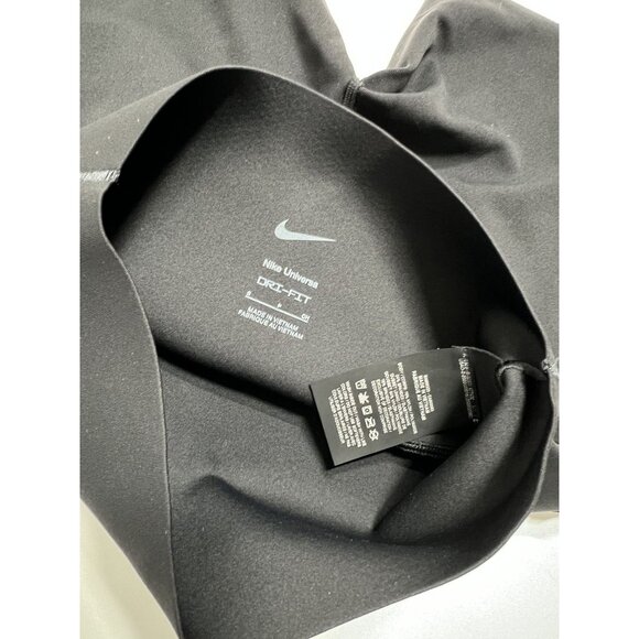 Nike Universa Biker Shorts in Black - Picture 5 of 5